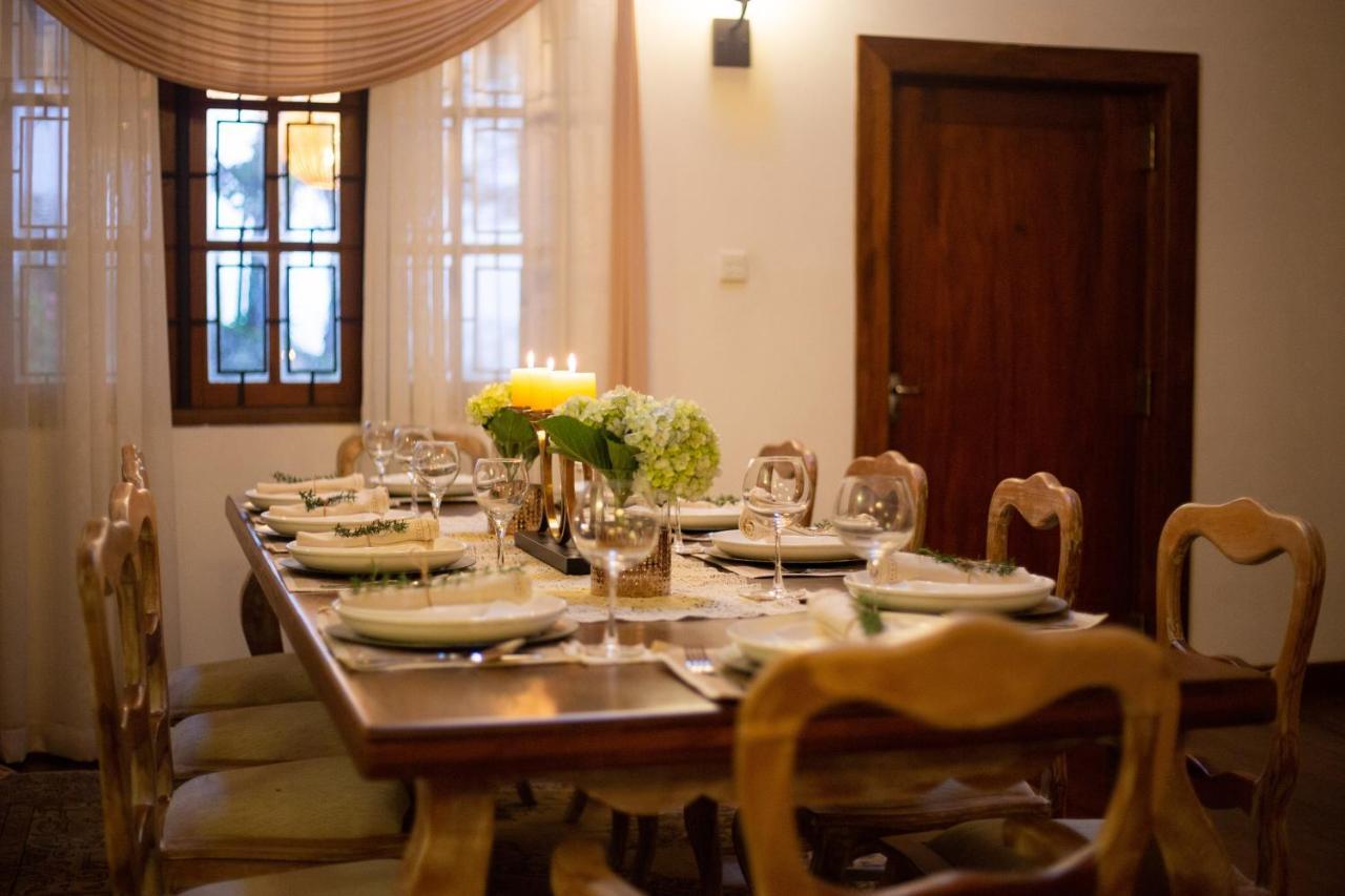 Manuel Manor Hotel Labugolla Bagian luar foto