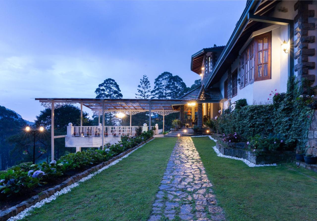 Manuel Manor Hotel Labugolla Bagian luar foto